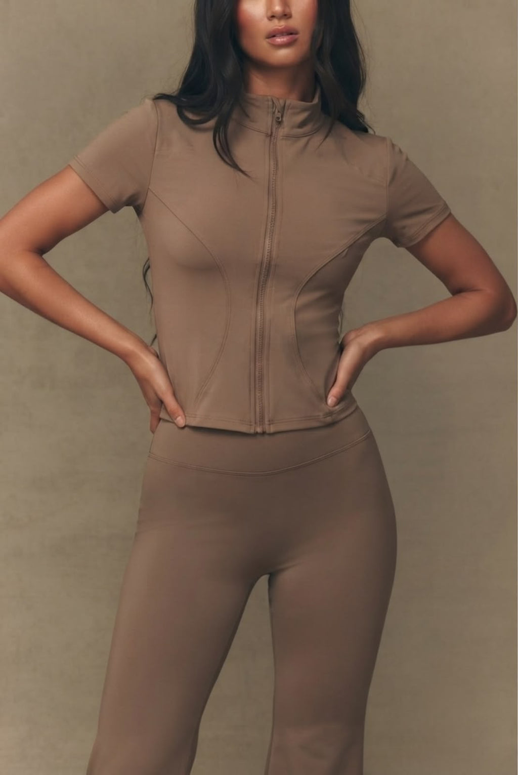 Athena Motion Gym Tracksuit - Fawn - Under Attack