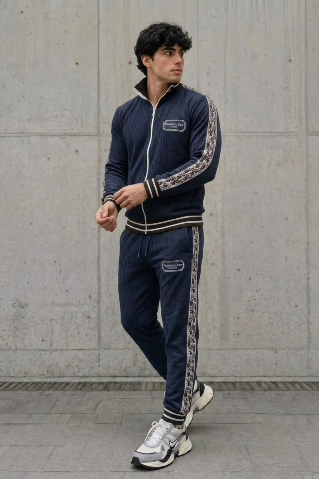 COUDROY TRACKSUIT - NAVY - Under Attack