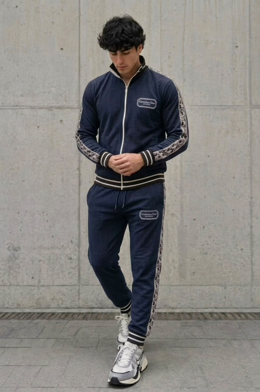 COUDROY TRACKSUIT - NAVY - Under Attack