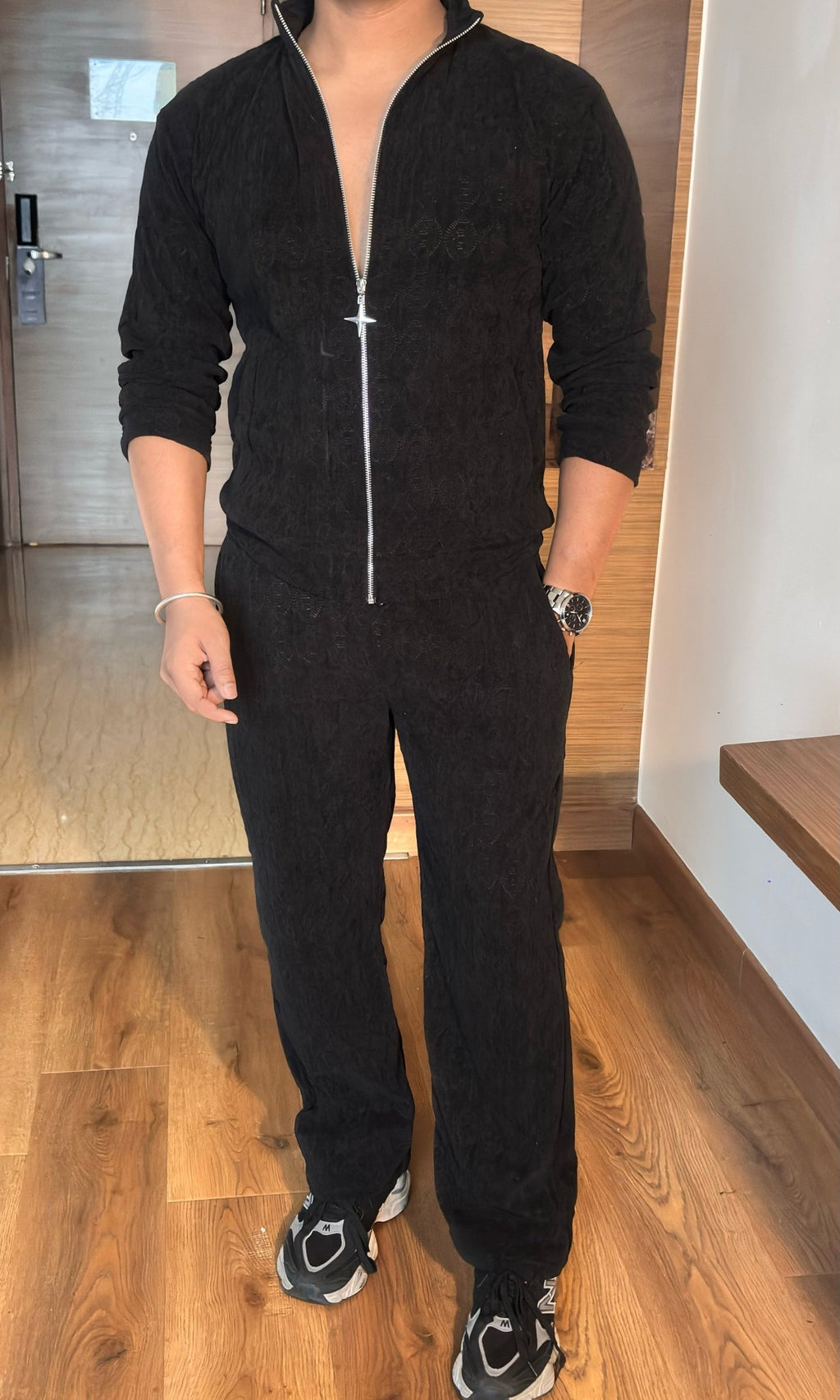 Cozy Embossed Tracksuit - Black - Under Attack