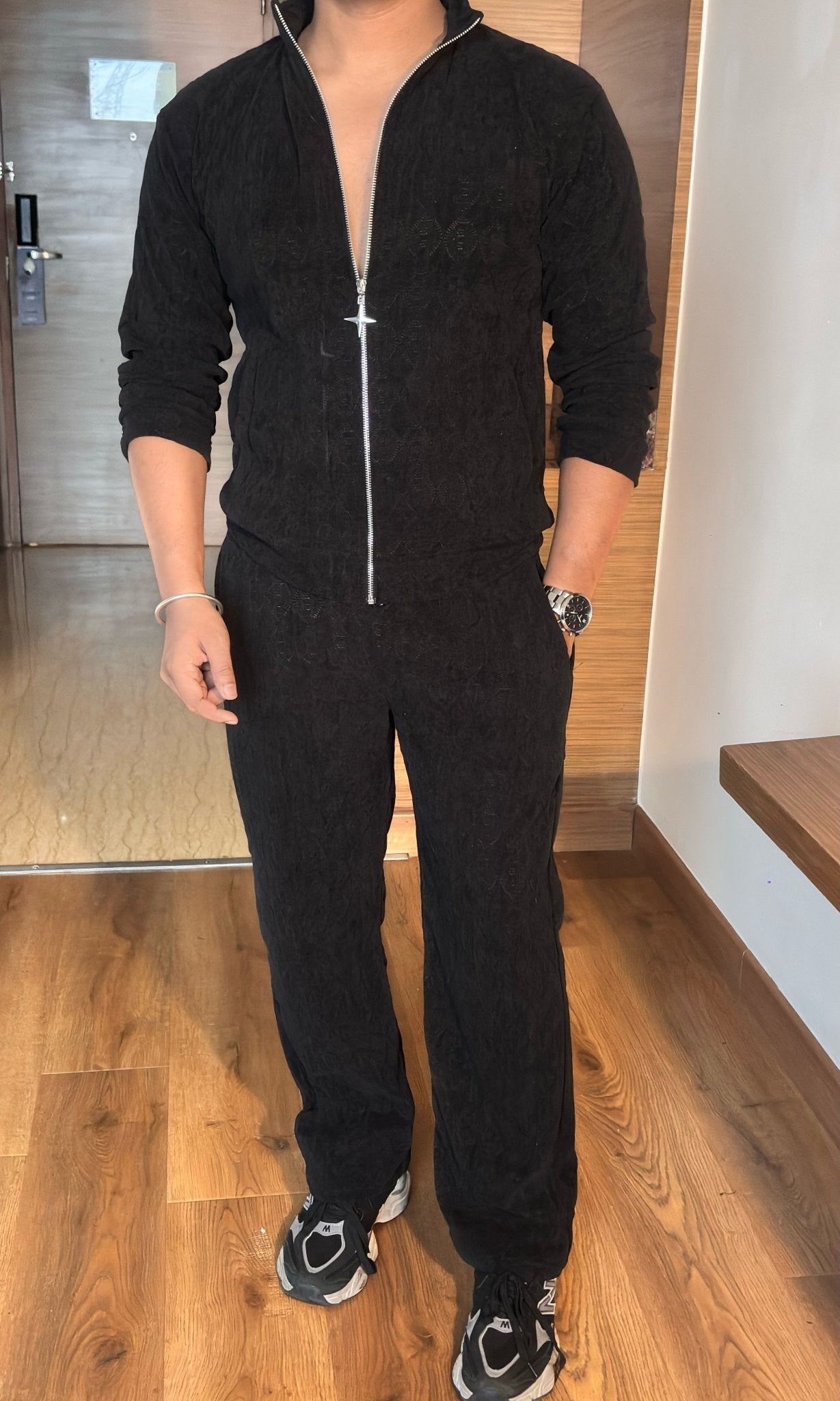 Cozy Embossed Tracksuit - Black - Under Attack