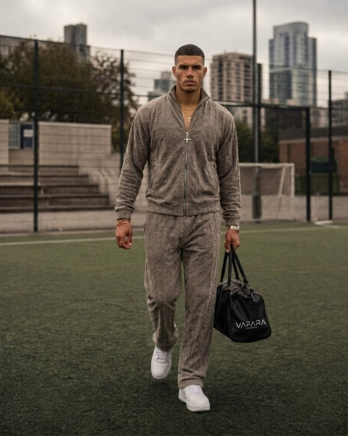Cozy Embossed Tracksuit - camel - Under Attack