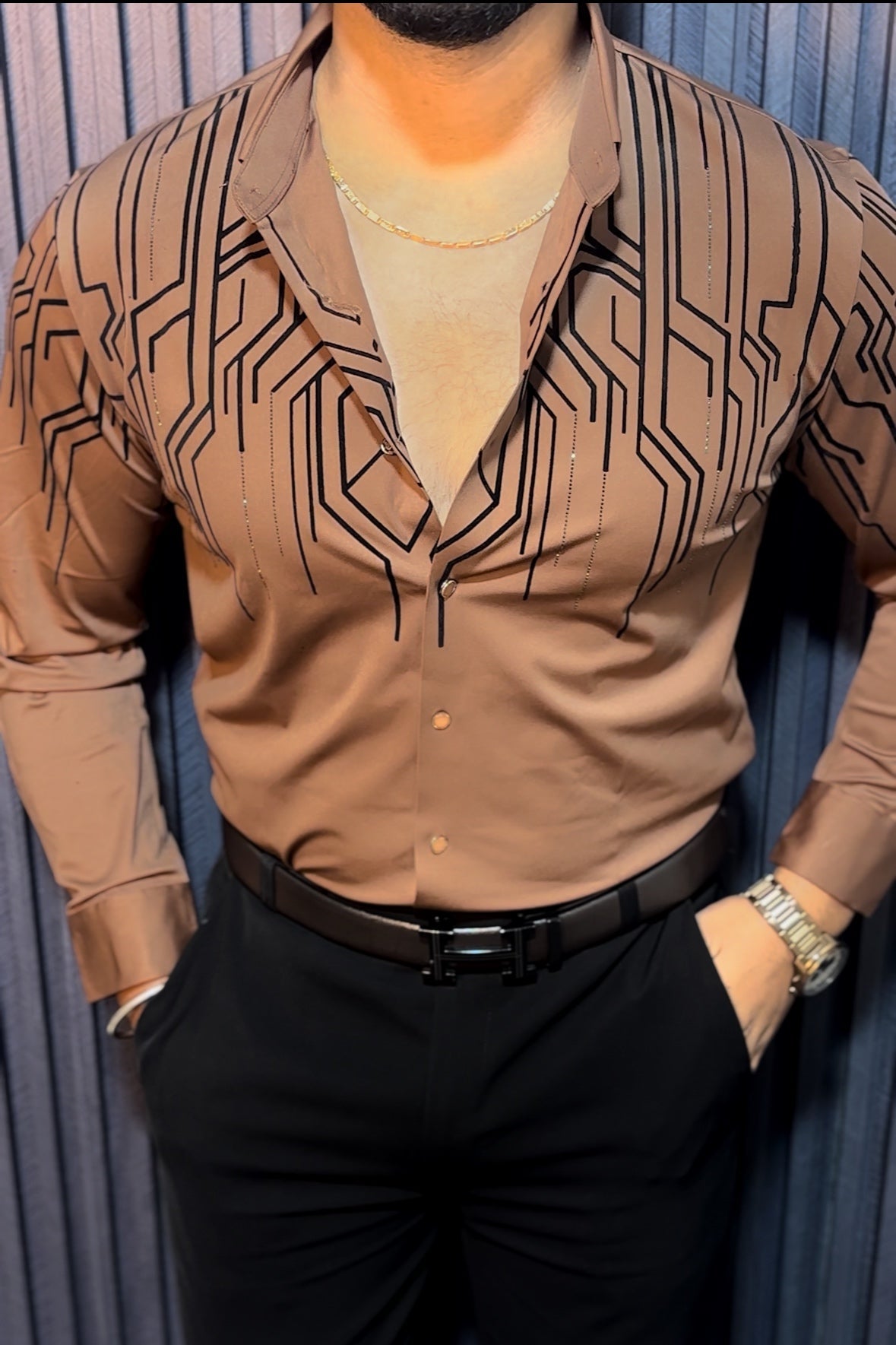 Electrify Signature Jacquard Shirt - CAMEL - Under Attack