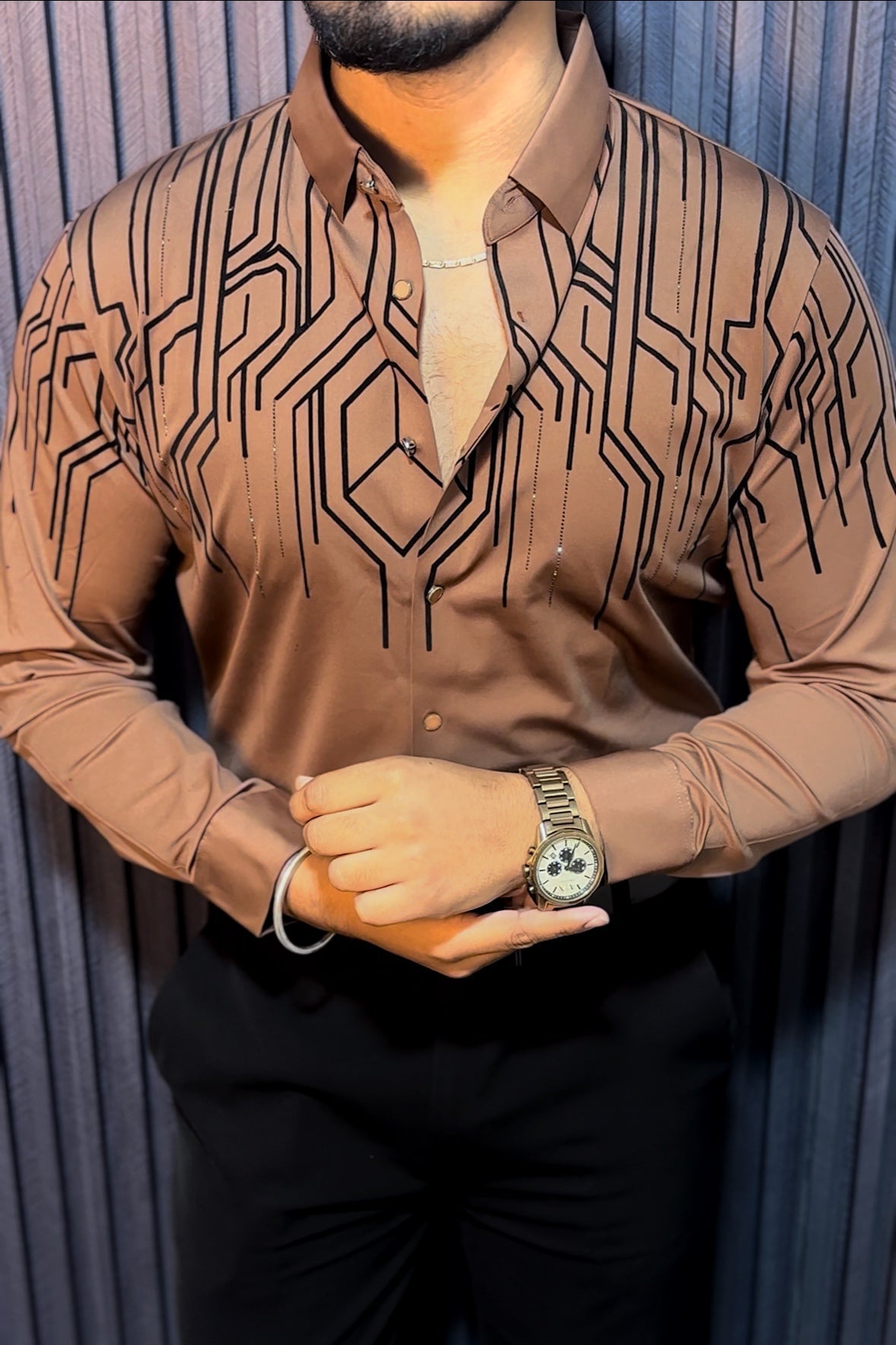 Electrify Signature Jacquard Shirt - CAMEL - Under Attack