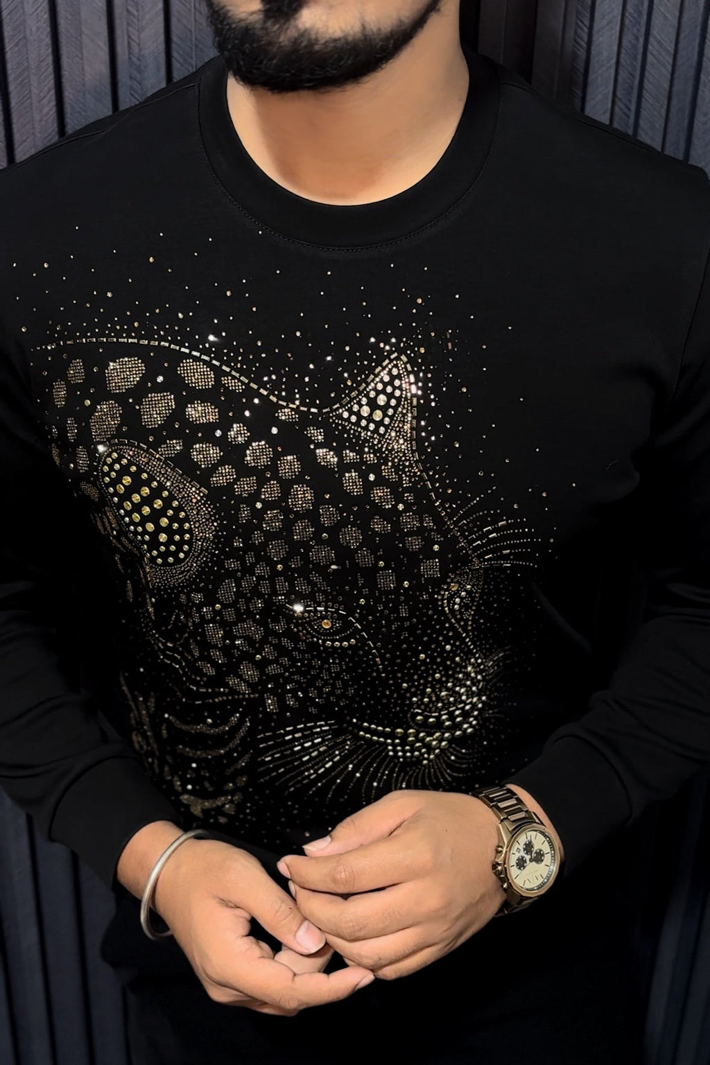 Leopard Hunt Swarovski Sweatshirt - Black - Under Attack
