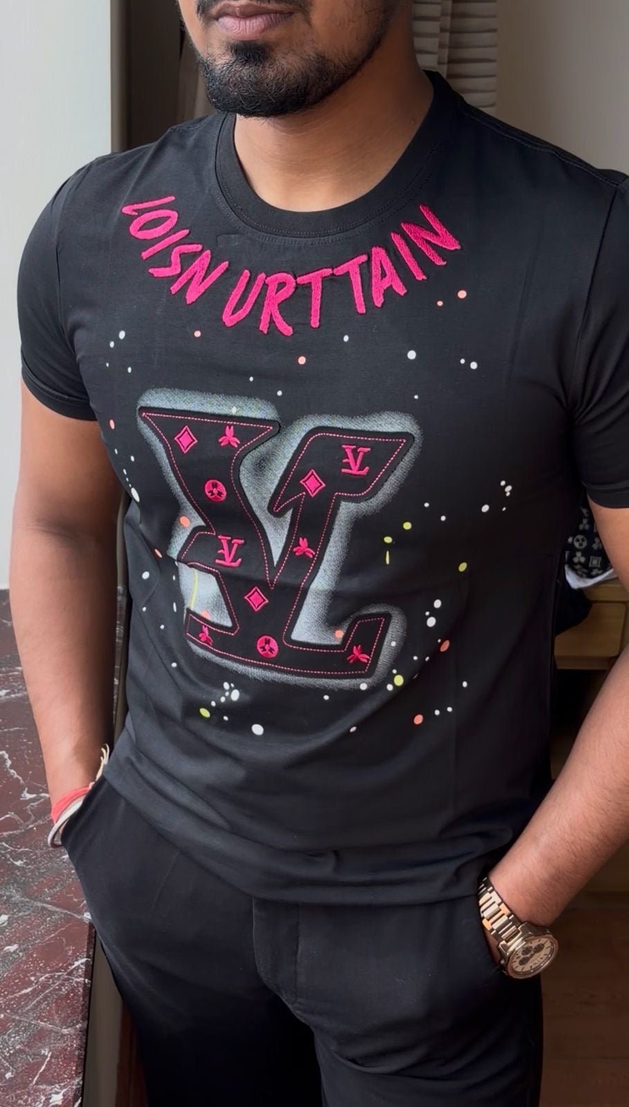 loui vuitto necklace tshirt - black - Under Attack
