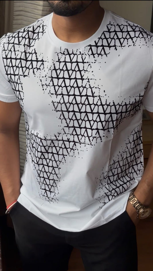 Miss print embossed tshirt - white - Under Attack