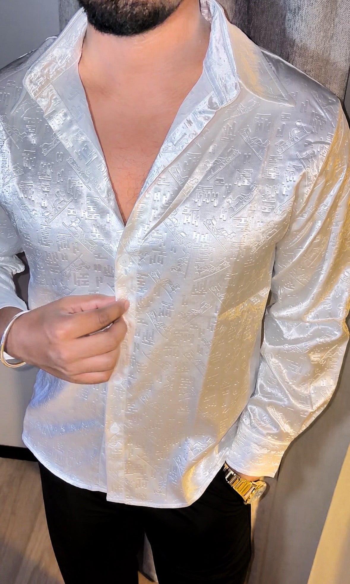 Nightstand Luxe Embossed Ice Silk Lycra Shirt - Ivory - Under Attack