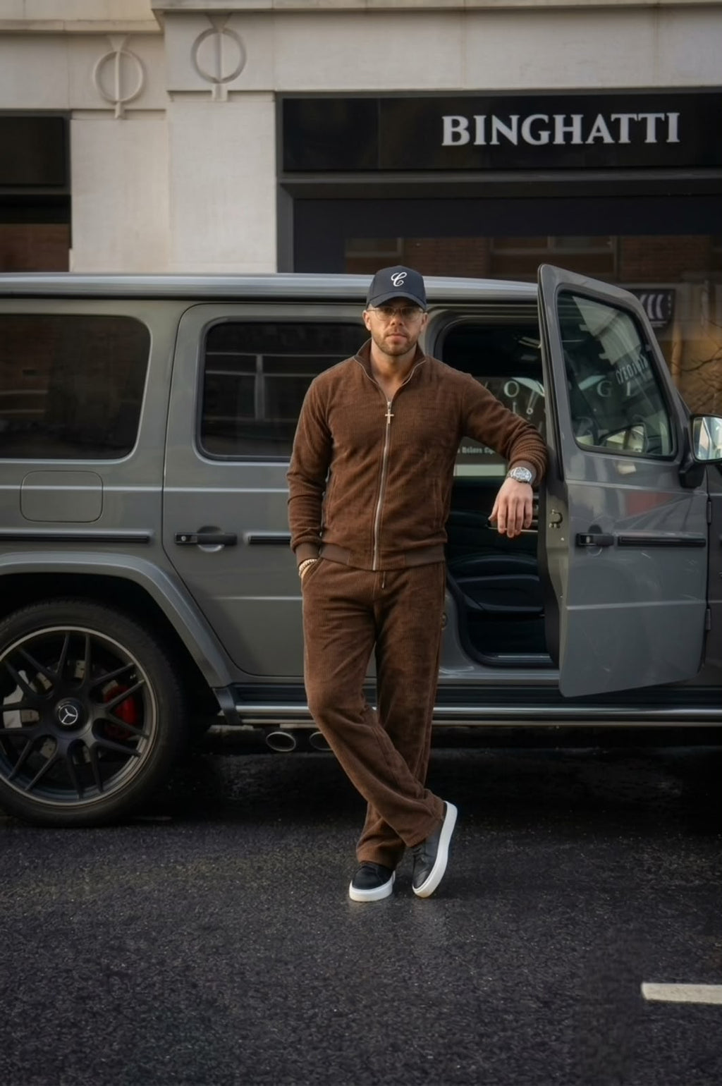 Oversized Solid Jacquard Tracksuit - Brown - Under Attack