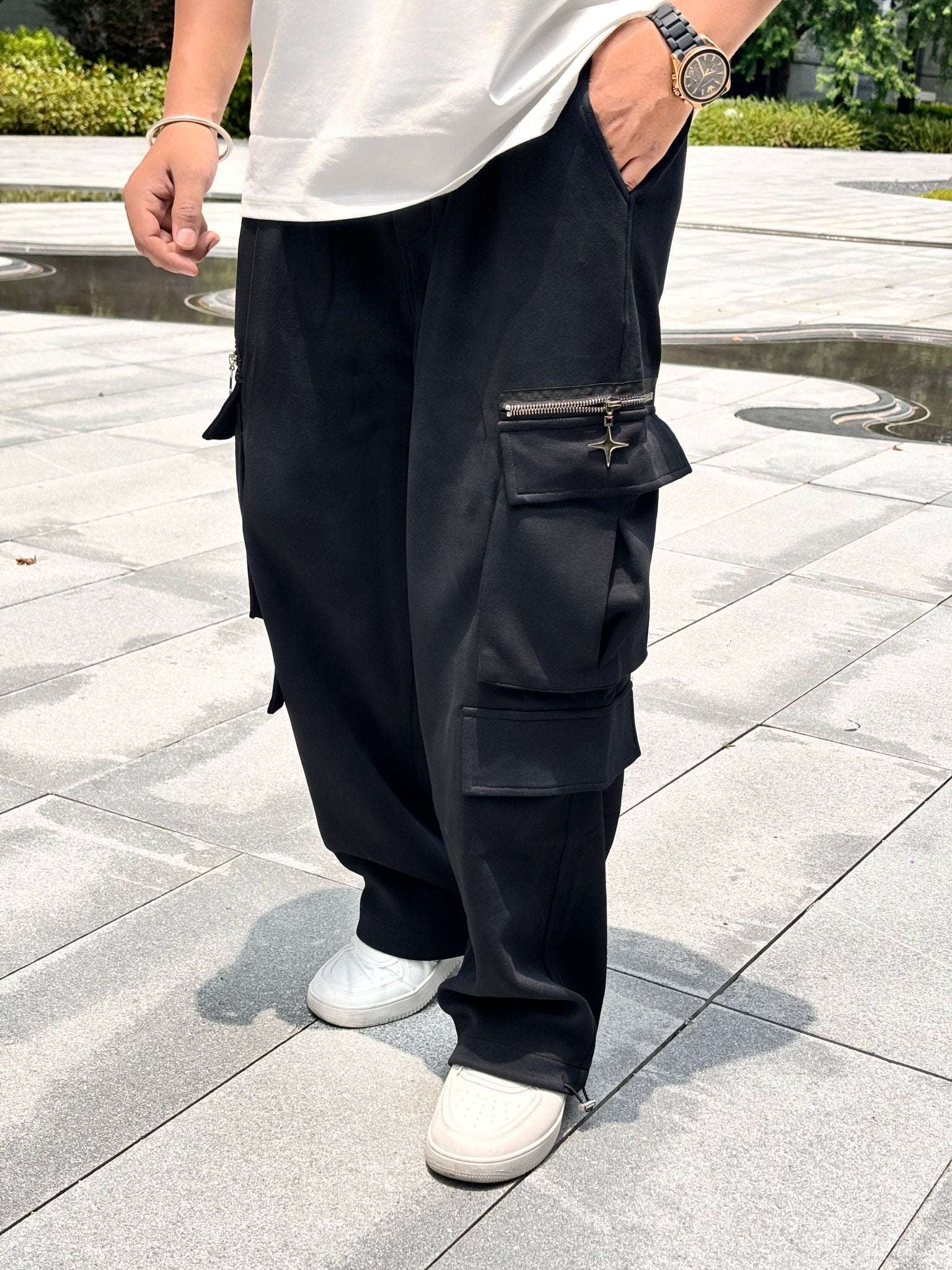 Painted Baggy Cargo - BLACK - Under Attack