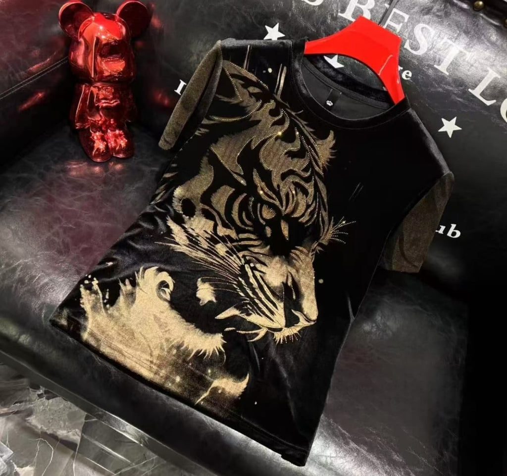 Velvet Swarovski Tiger Side Face Gold Half Sleeves Tshirt - Black