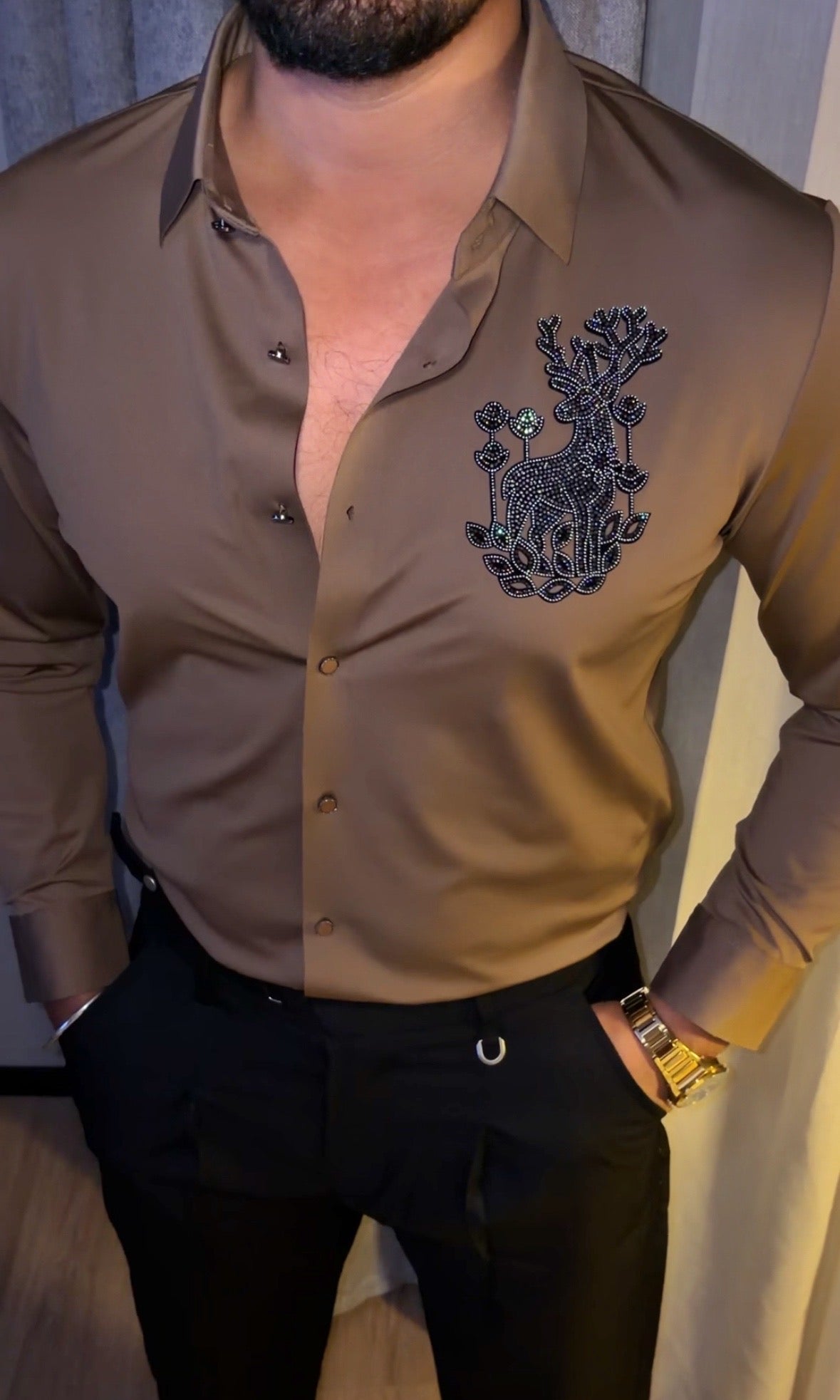 Reindeer Luxe Stitchless Jacquard Shirt - CAMEL - Under Attack