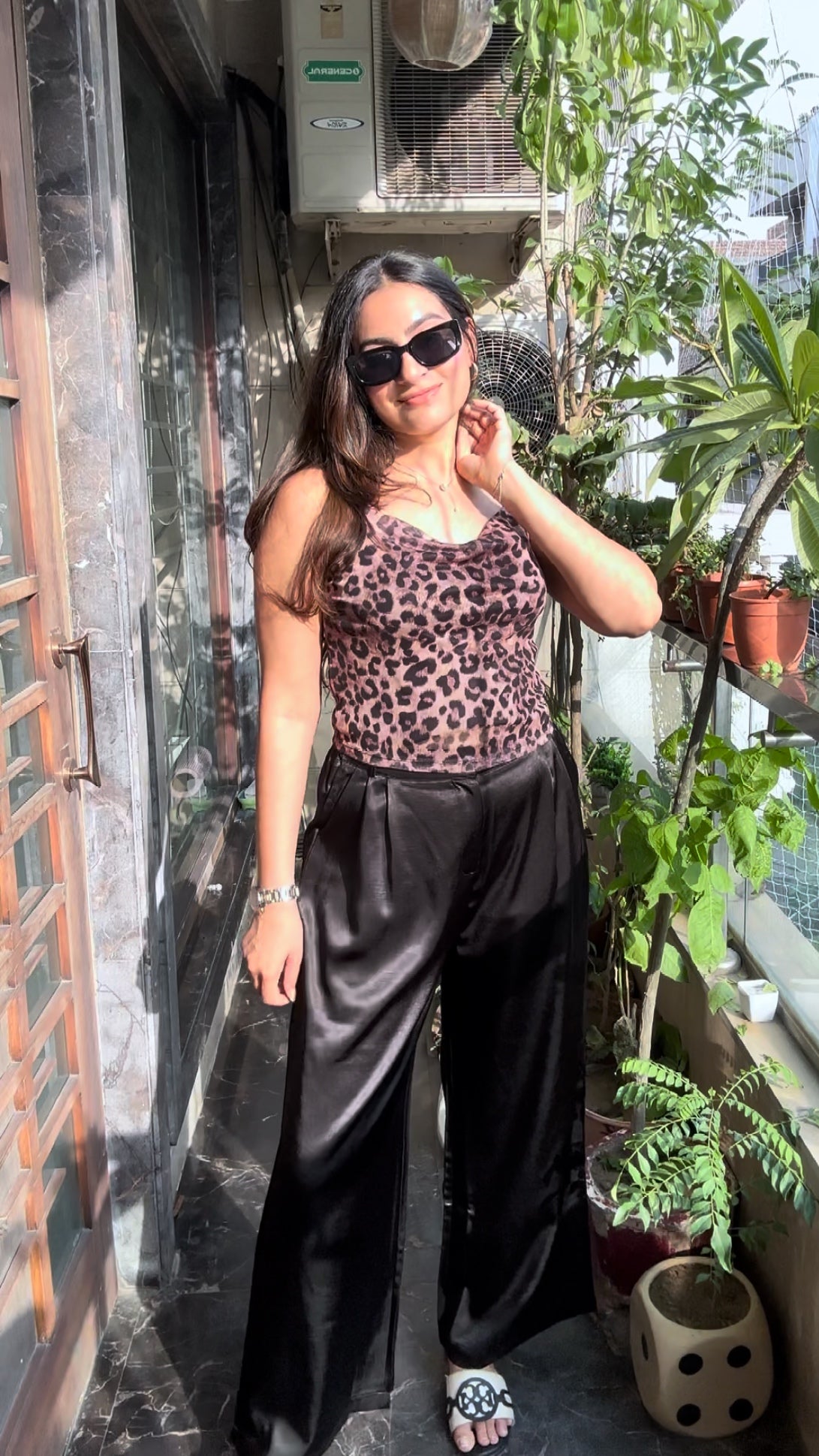 Satin High Waist Straight Fit Pants Black - Under Attack