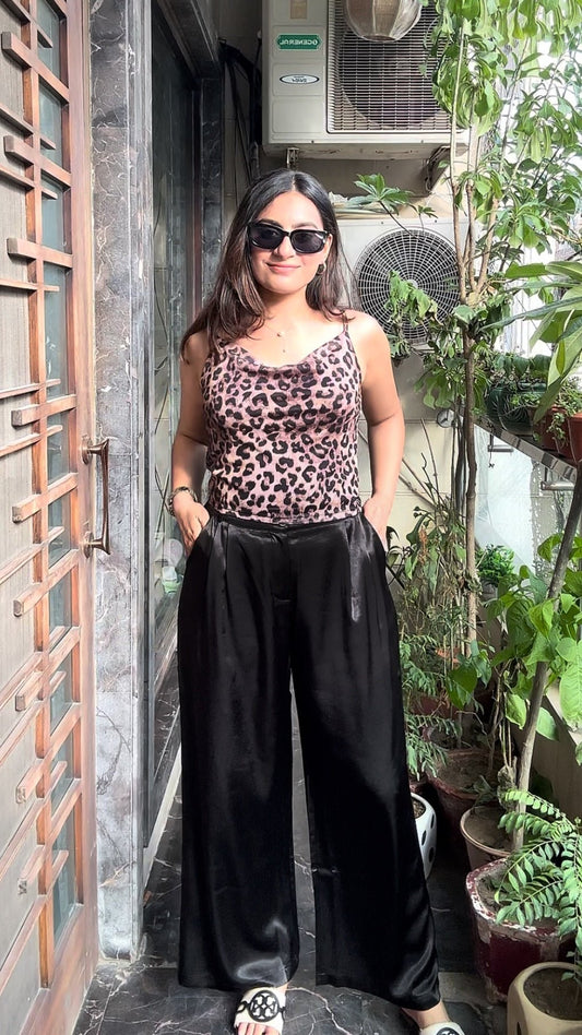 Satin High Waist Straight Fit Pants Black - Under Attack