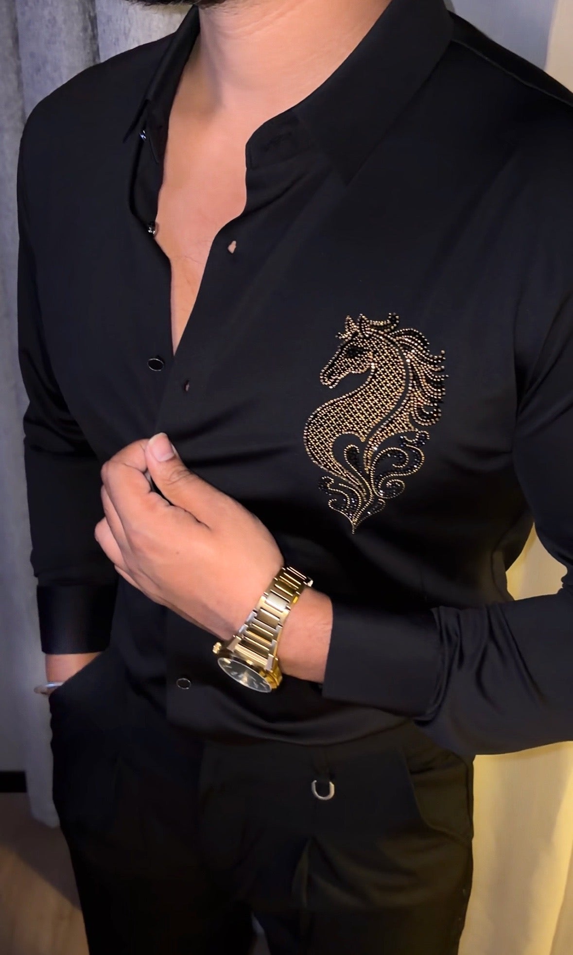 Seahorse Luxe Stitchless Jacquard Shirt - BLACK - Under Attack