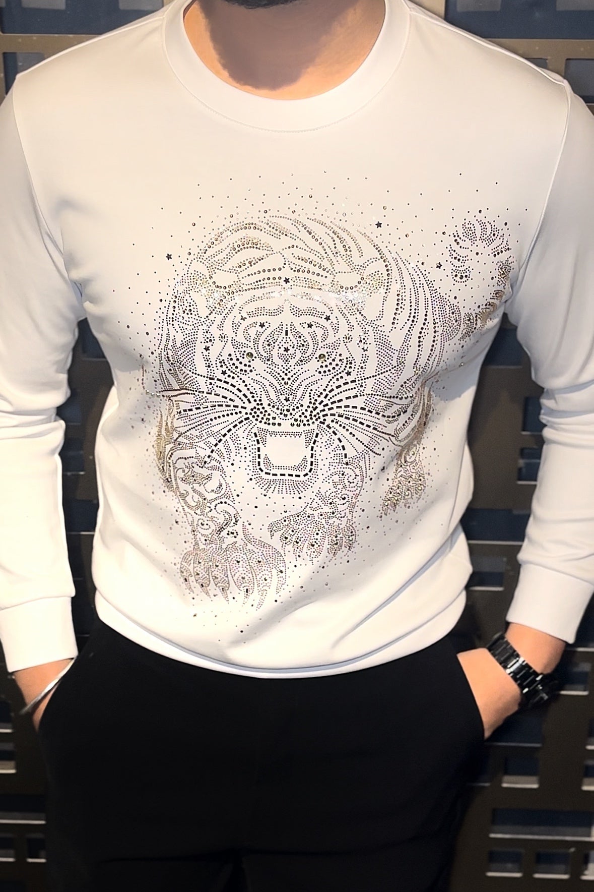 Tiger Roar Swarovski Sweatshirt - Ivory Silver - Under Attack