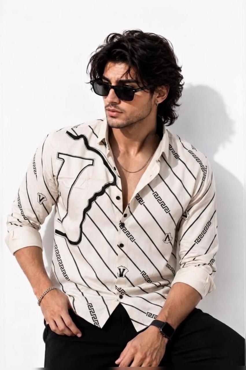 V Classic Emblem Shirt - White - Under Attack