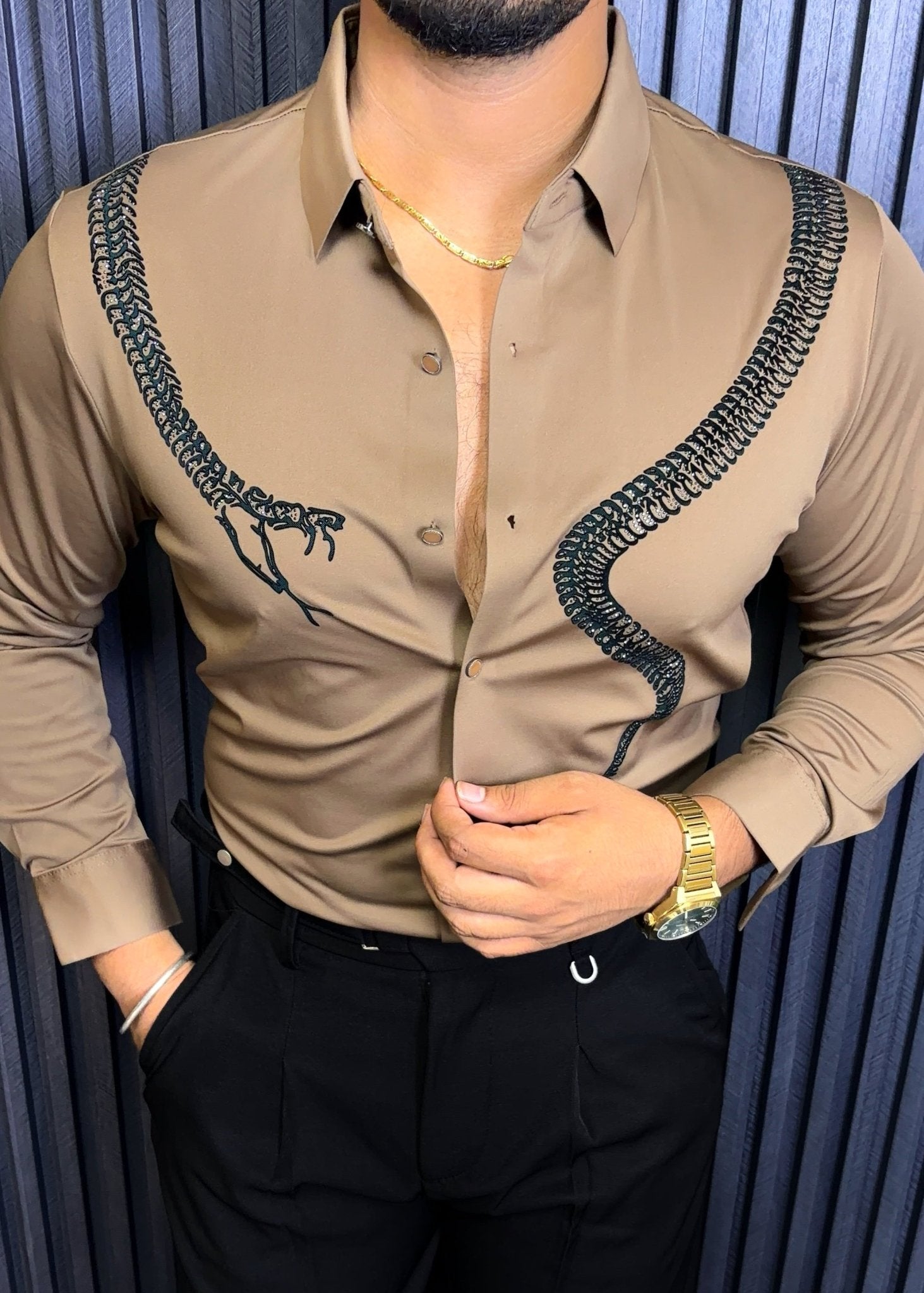 Venom Legacy Jacquard Shirt - CAMEL - Under Attack