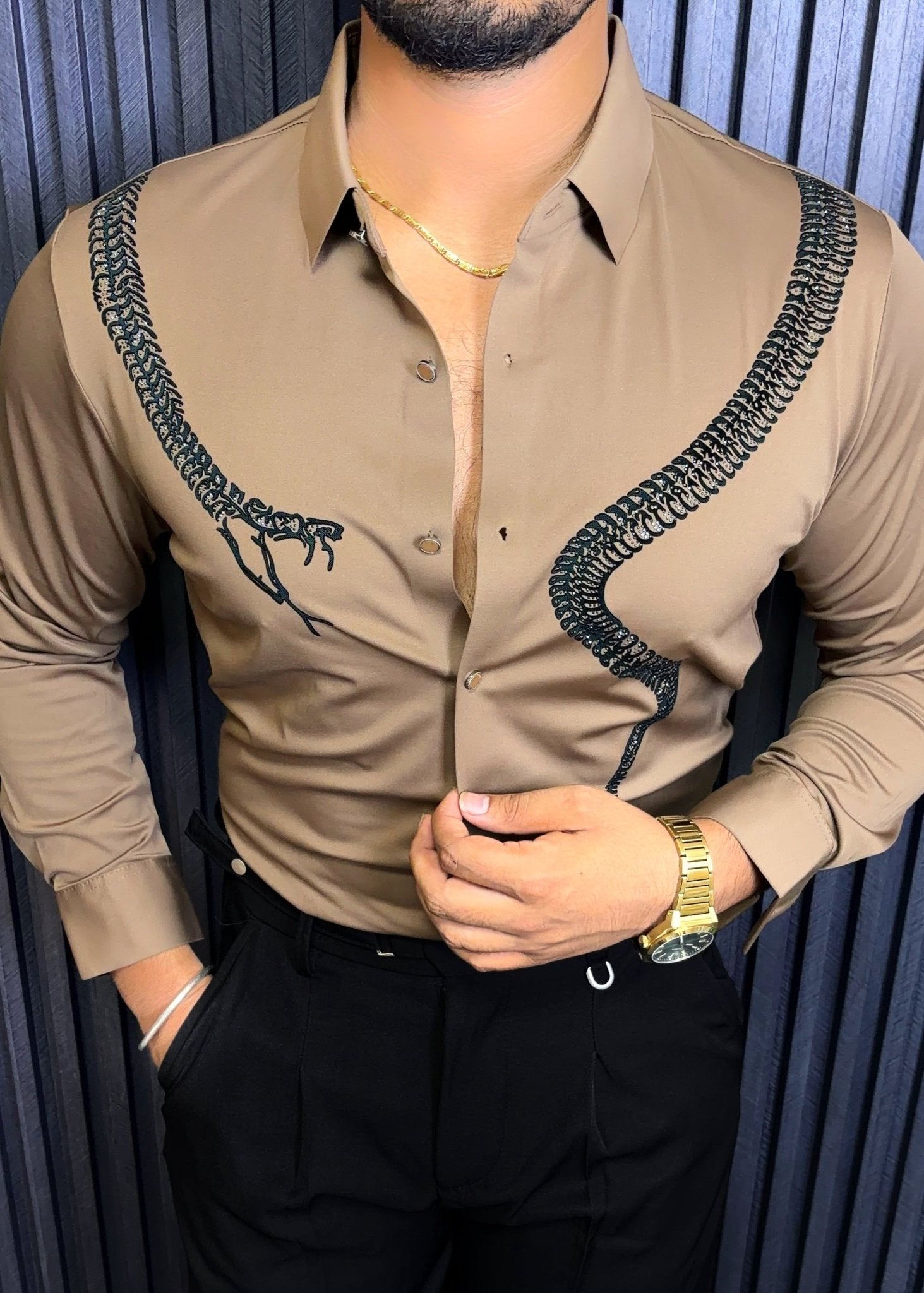Venom Legacy Jacquard Shirt - CAMEL - Under Attack